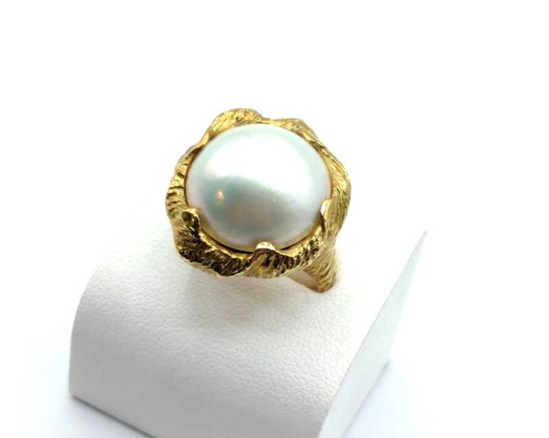 俄買取 マベパール リング