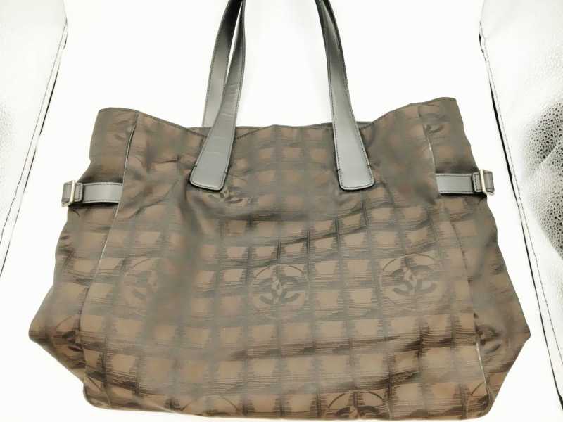 シャネル買取 ニュートラベルトートGM