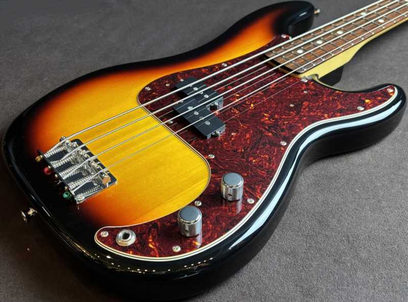 Fender Made in Japan Traditional II 60s Precision Bass 3TS 買取