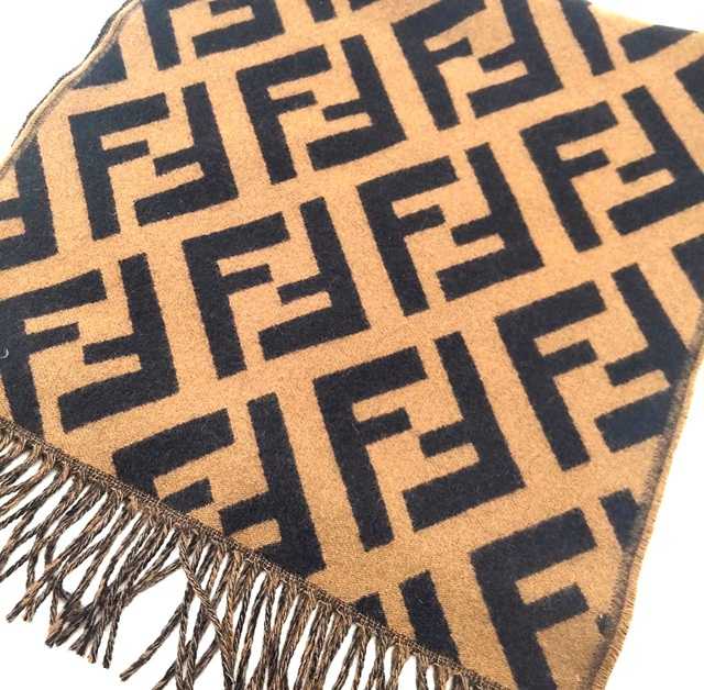 フェンディ買取　マフラー　ズッカ柄