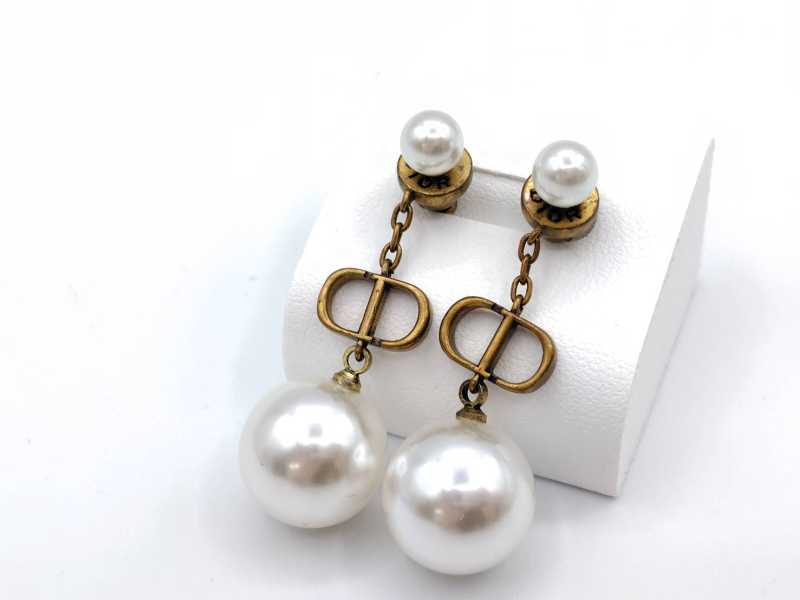 ディオール　買取　ピアス