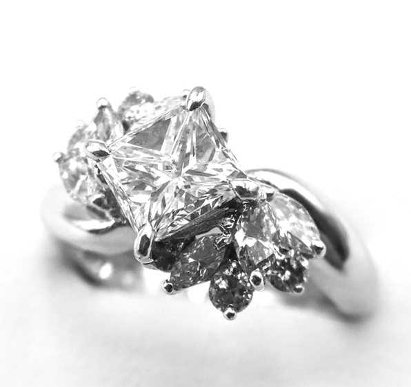 宝石買取　プラチナダイヤモンドリング