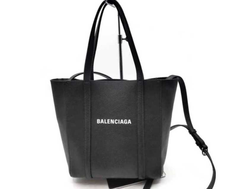 バレンシアガ買取 エブリデイ トート XXS