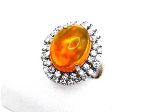 宝石買取 Pt900 ファイヤーオパール ダイヤモンド リング