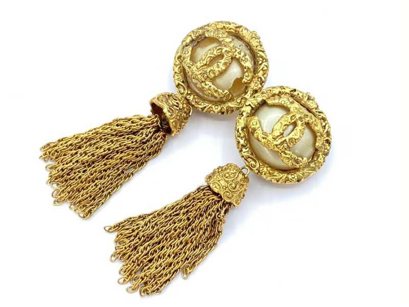 シャネル買取 イヤリング ココマーク 溶岩 フリンジ 93A