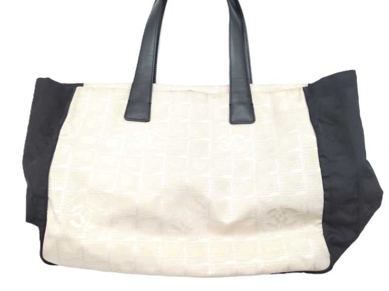 シャネル買取 ニュートラベルライントート
