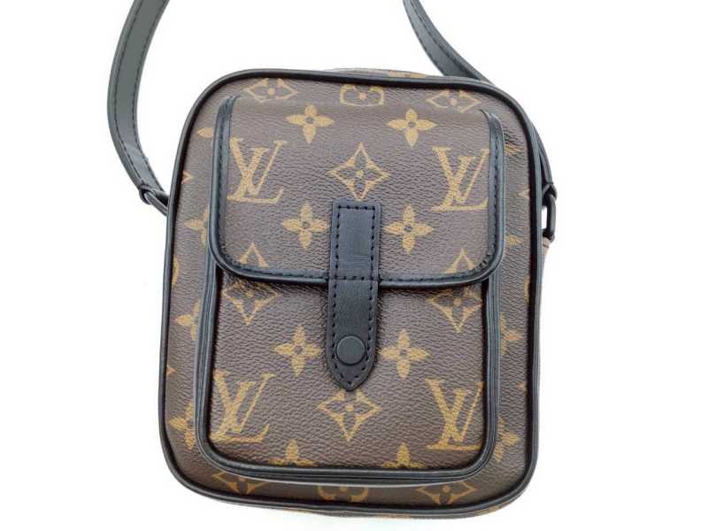 ルイヴィトン買取 クリストファー ウェアラブルウォレット モノグラムマカサー M69404