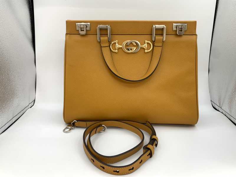 グッチ買取 ズゥミミディアムトップハンドルバッグ 564714