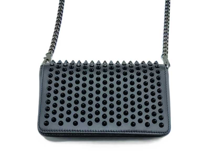 クリスチャンルブタン買取 スタッズ チェーンショルダー バッグ