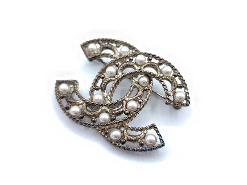 シャネル買取 ブローチ