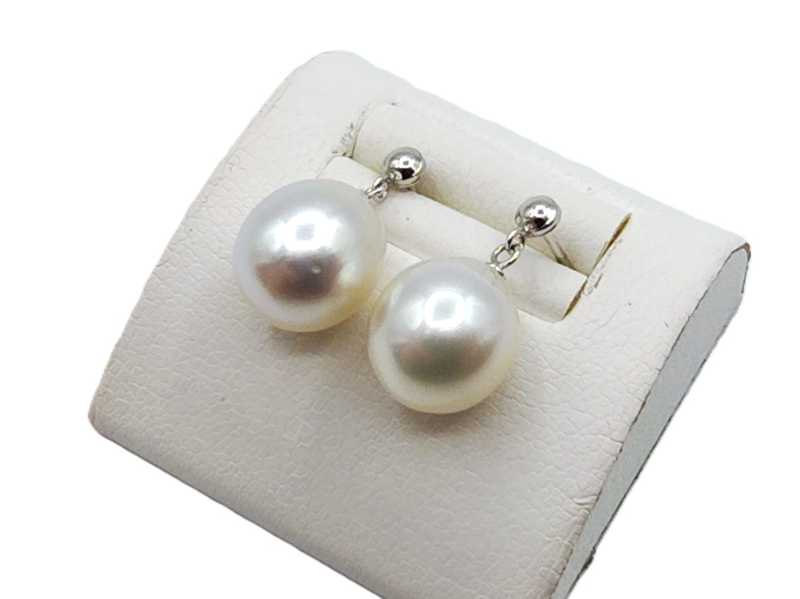 宝石買取 K18WG パール ピアス