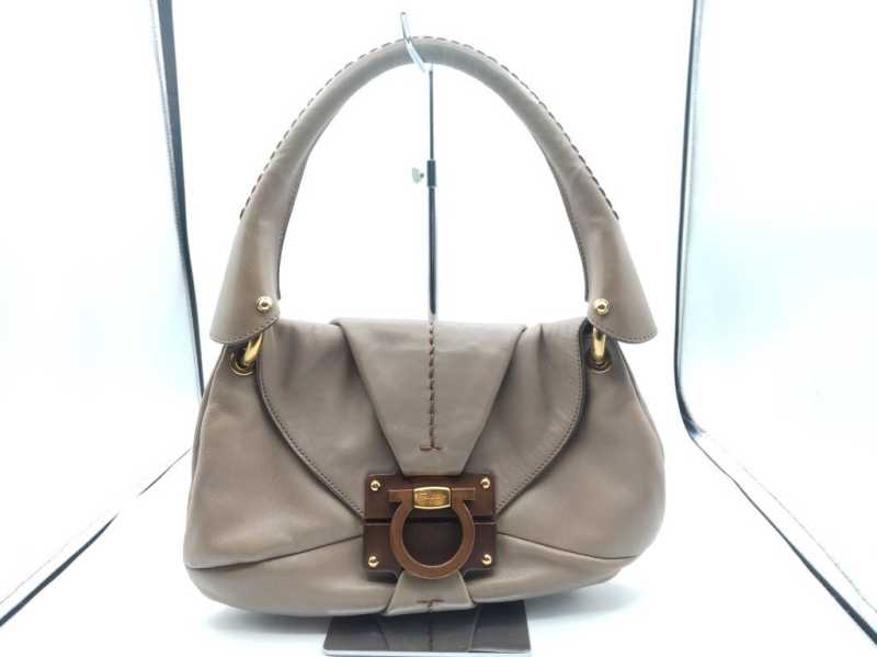 フェラガモ　買取　ワンショルダー