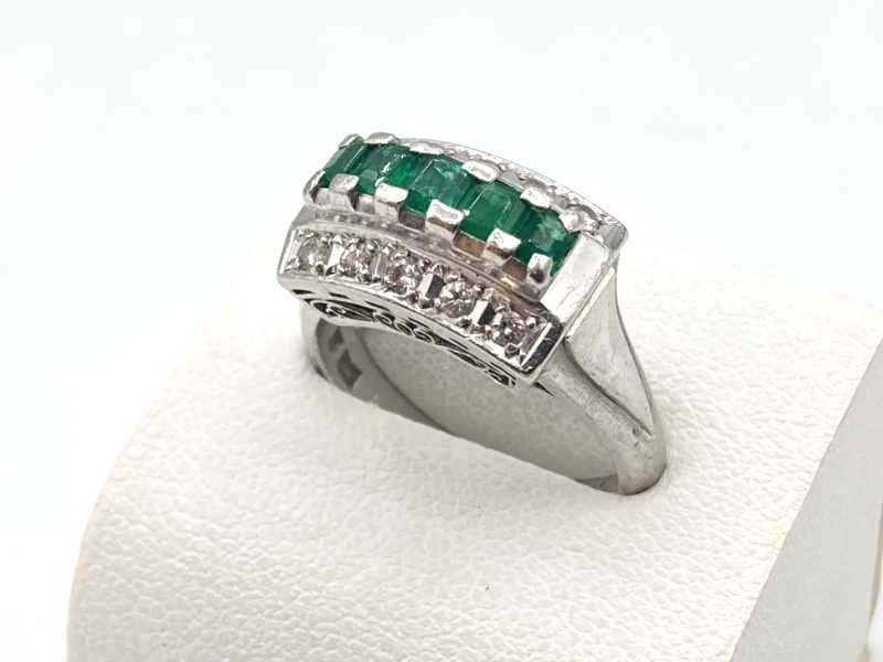 プラチナ買取 リング 宝石