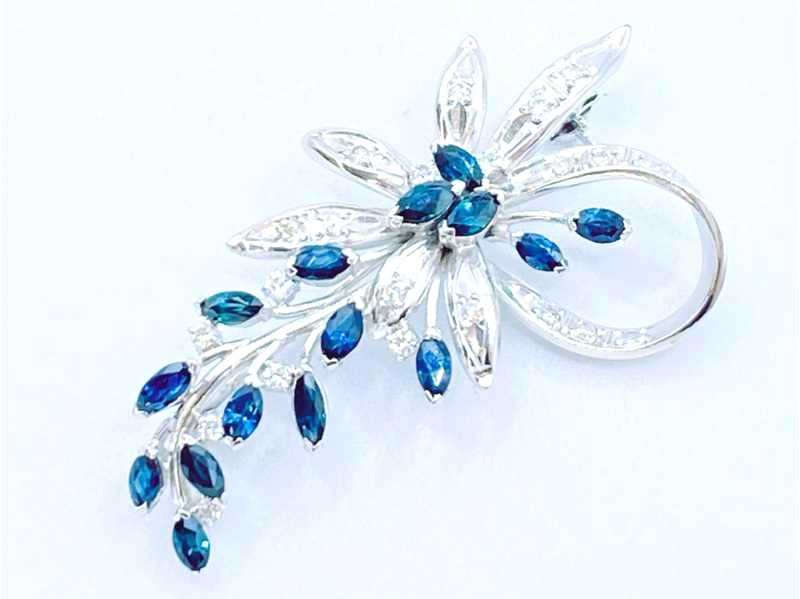 宝石買取 プラチナ台 サファイア ダイヤモンド デザイン ブローチ