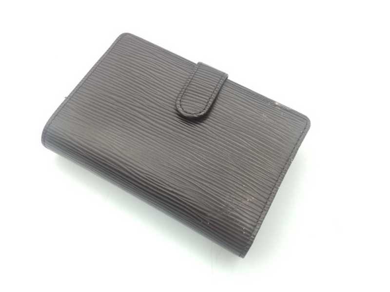 ルイヴィトン　買取　ポルトフォイユ・ヴィエノワ　エピ　 M6324D