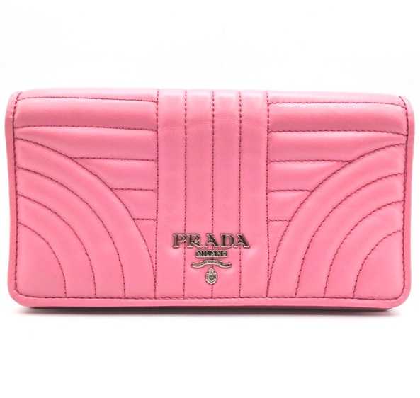 プラダ買取　チェーンウォレット　1ZH044