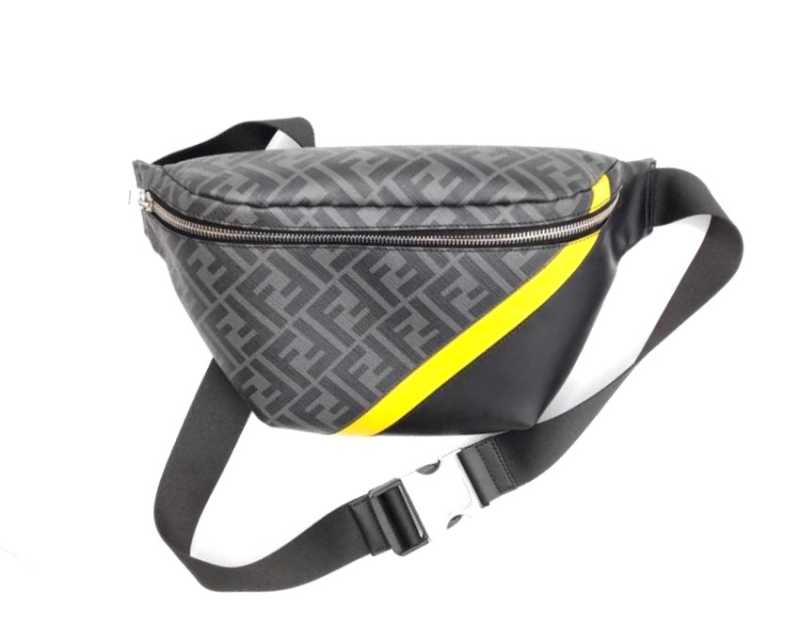 フェンディ買取 ボディバッグ 