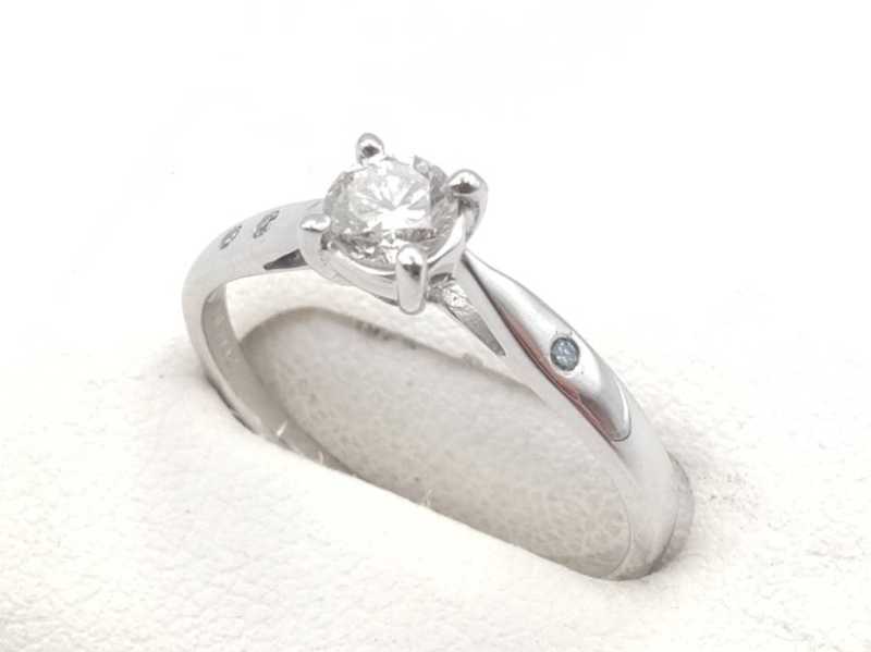 PT900リング　買取　ダイヤモンド