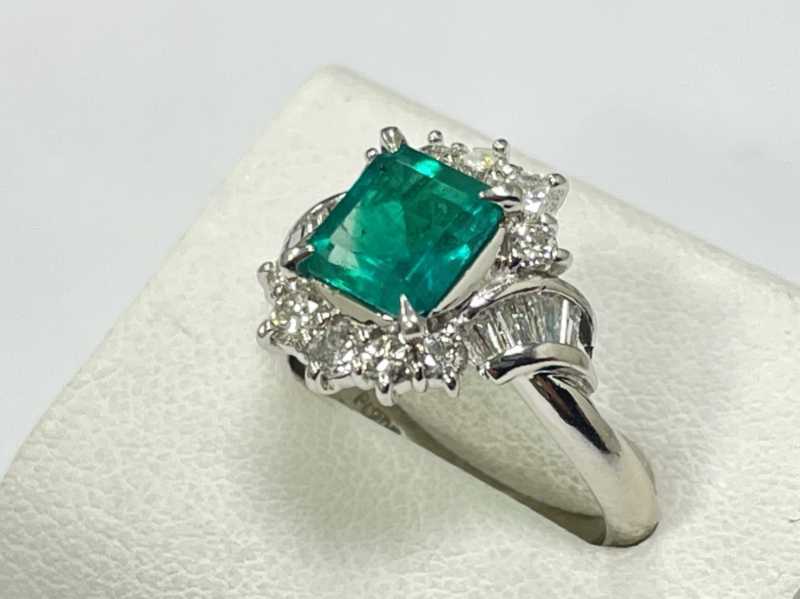 宝石買取 リング プラチナ エメラルド