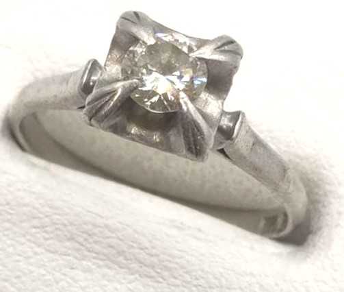 ダイヤ　買取　指輪　0.3ｃｔ