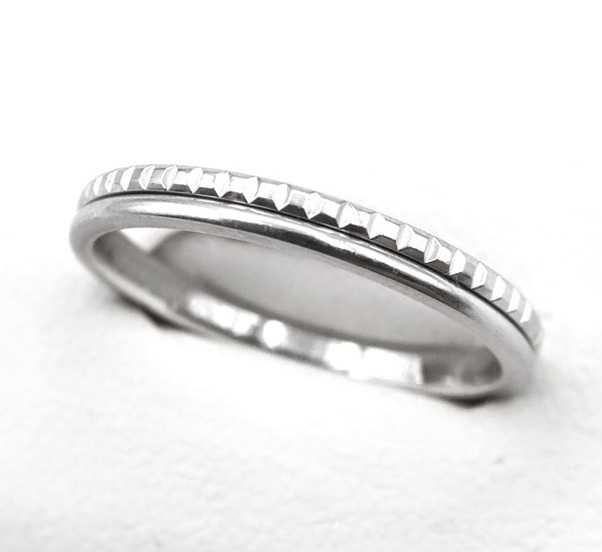 ブシュロン買取　キャトルラディアントリング　Pt950