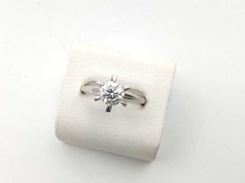 ダイヤモンド買取 指輪 Pt900