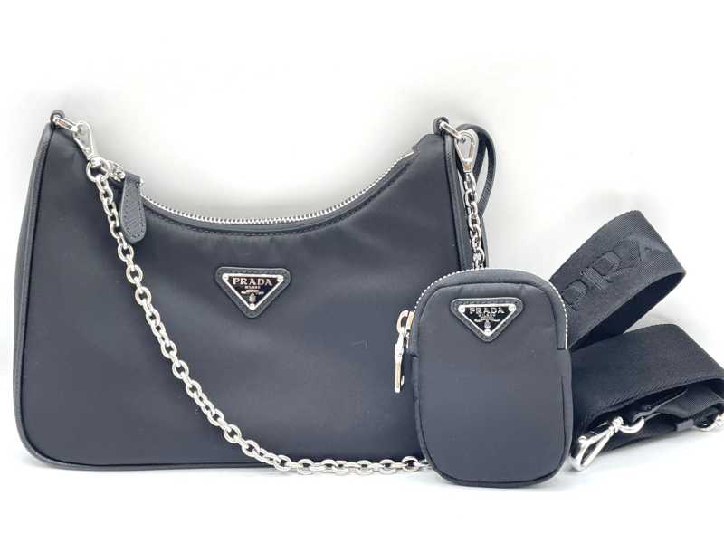 プラダ買取 Re-Edition 2005  2WAY ショルダーバッグ 1BH204