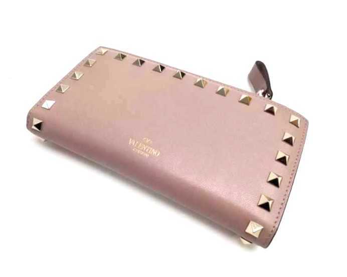 ヴァレンティノ買取 ロックスタッズ 2つ折り長財布