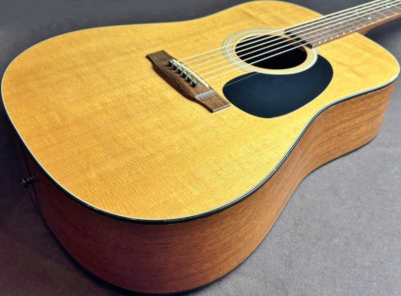 Martin D-18 買取