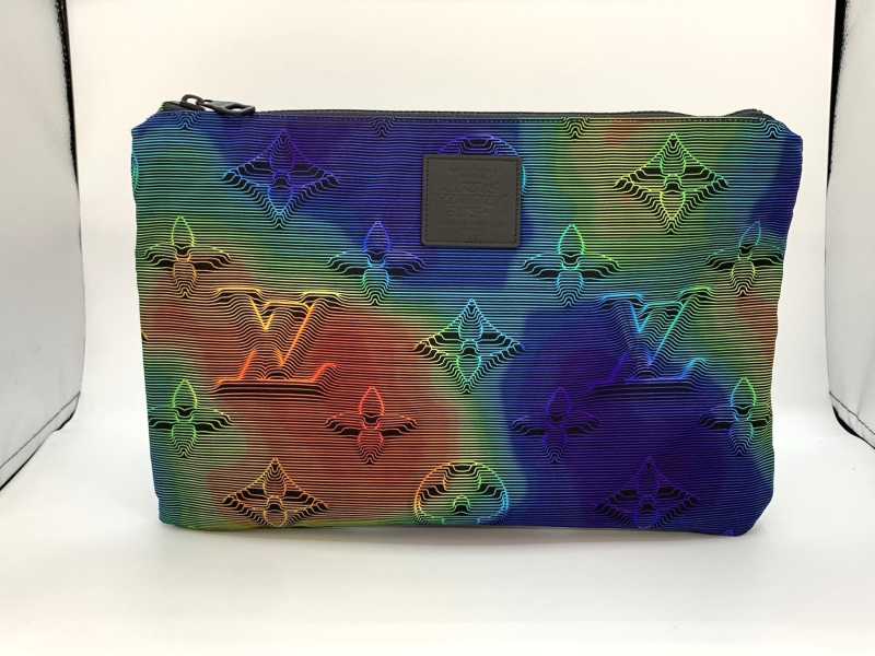 ルイヴィトン買取 ポシェット・リバーシブル M68777