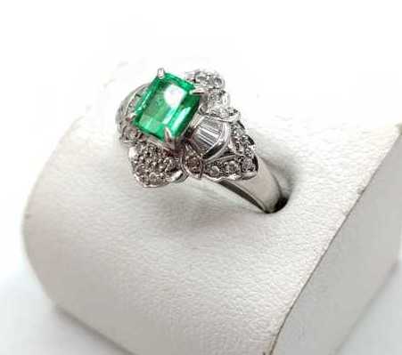 エメラルド　買取　宝石