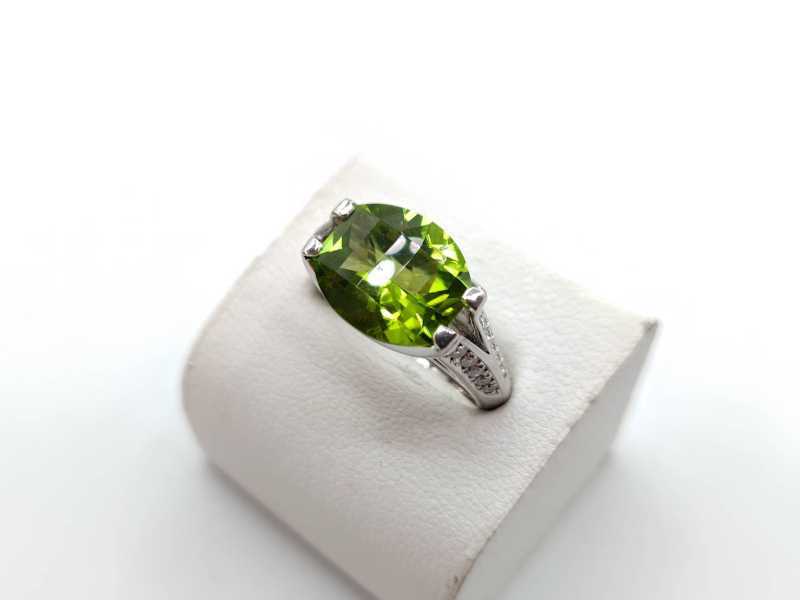 宝石　買取　ペリドット