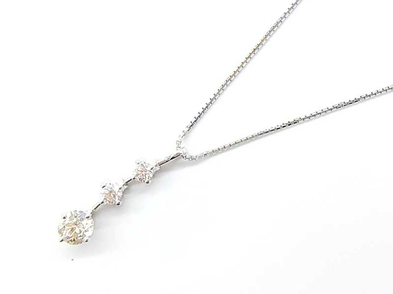 ダイヤモンド買取 3ストーンダイヤネックレス