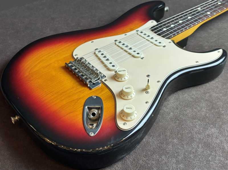 Fender Japan ST62 Stratocaster 3TS 買取