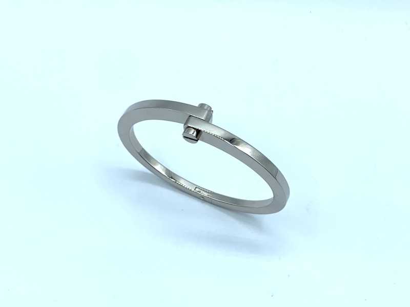 カルティエ買取 メノットバングル