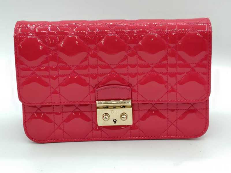 ディオール　買取　カナージュニューロックバッグ