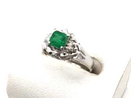 宝石買取 エメラルド