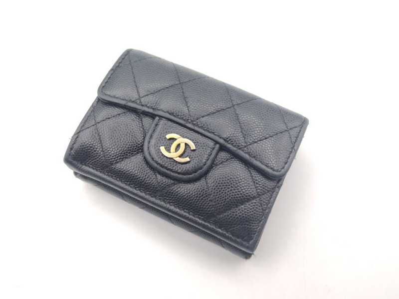 シャネル　買取　マトラッセ　コンパクトウォレット