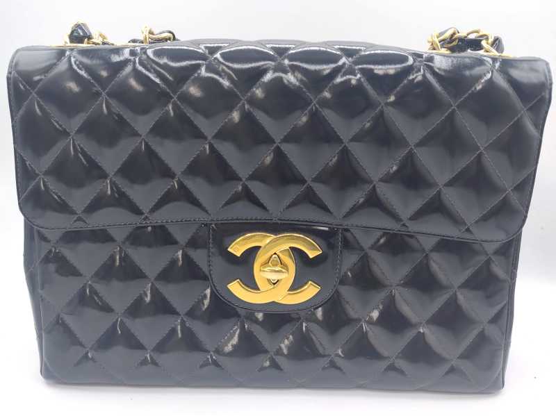 シャネル買取 デカマト マトラッセ チェーンショルダーバッグ エナメル