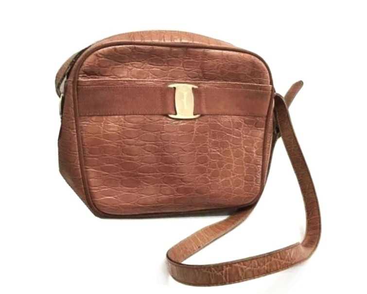 フェラガモ買取 ショルダーバッグ