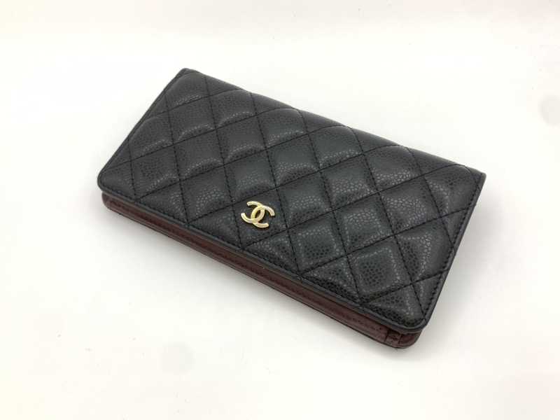 シャネル買取 二つ折り長財布 A31509