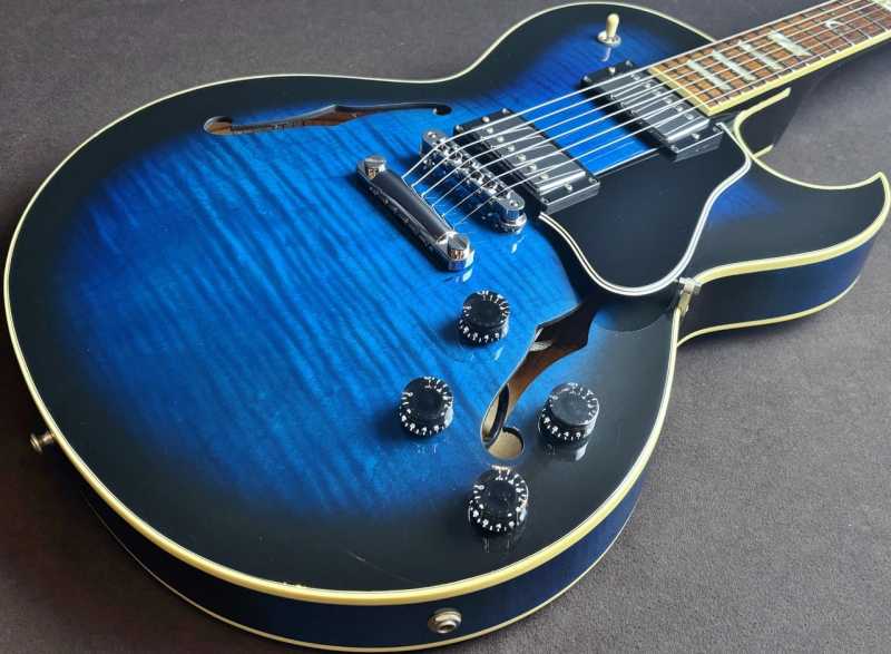 Gibson ES-137 Classic Blue Burst 買取