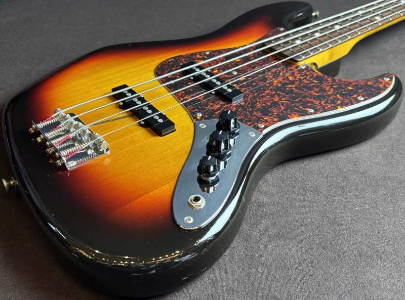 Fender Japan JB62 Jazz Bass 3TS 買取
