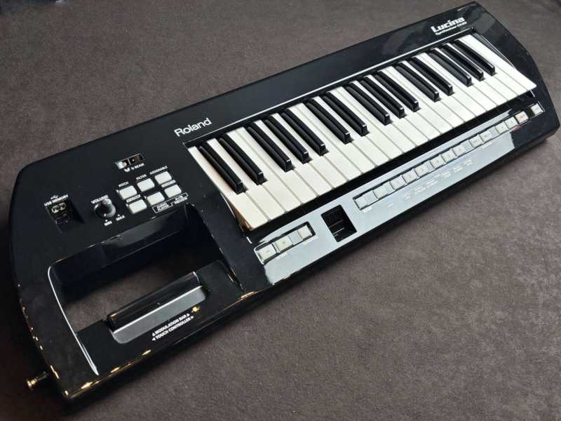 Roland Lucina AX-09 買取