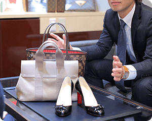 あらゆる買取のプロがいるお店