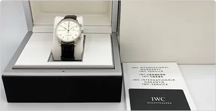 箱・保証書の他、ブレス調節ピンなどの<br />
付属品があると査定額がUPしますイメージ