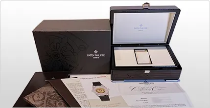 箱やギャランティカード、バックルなども<br />
査定時にはお忘れなく!イメージ