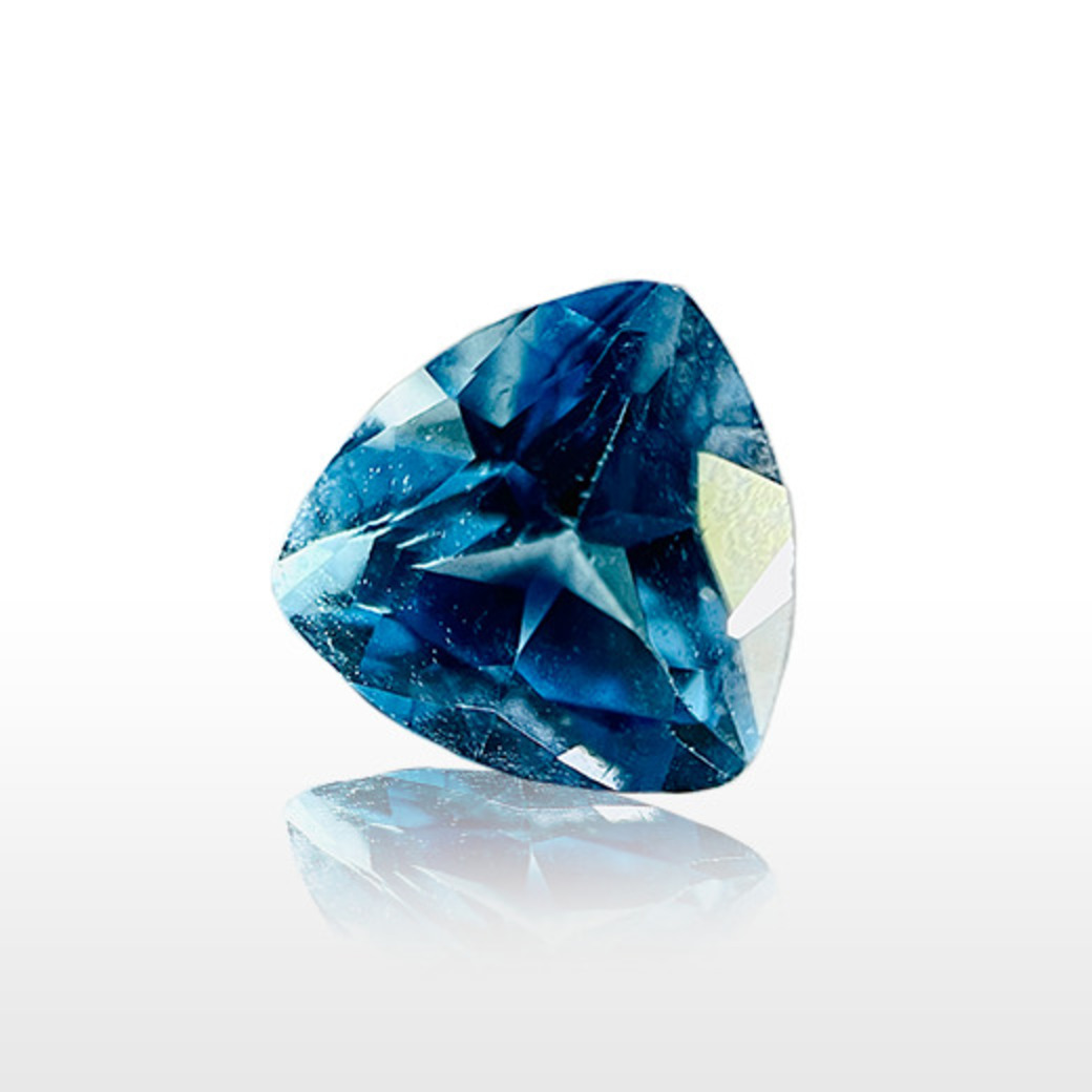 ブルートパーズ（BLUE TOPAZ）
