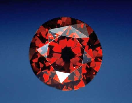 De Young Red Diamond (デ・ヤング・レッド・ダイヤモンド) 5.03ct