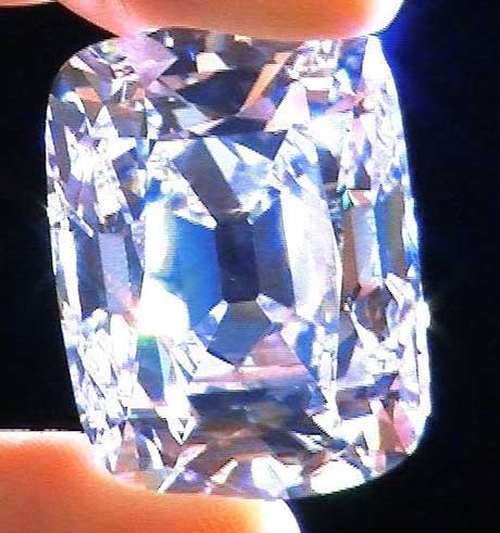 Archduke Joseph Diamond（アーチデュークヨーゼフダイヤモンド）76.45ct